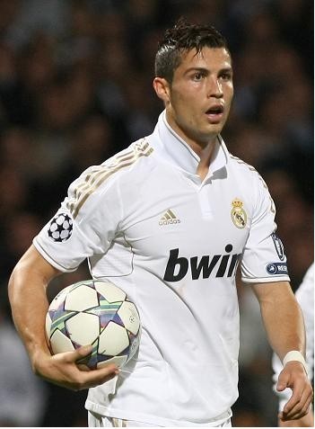 仅扩大了他 仅扩大了他